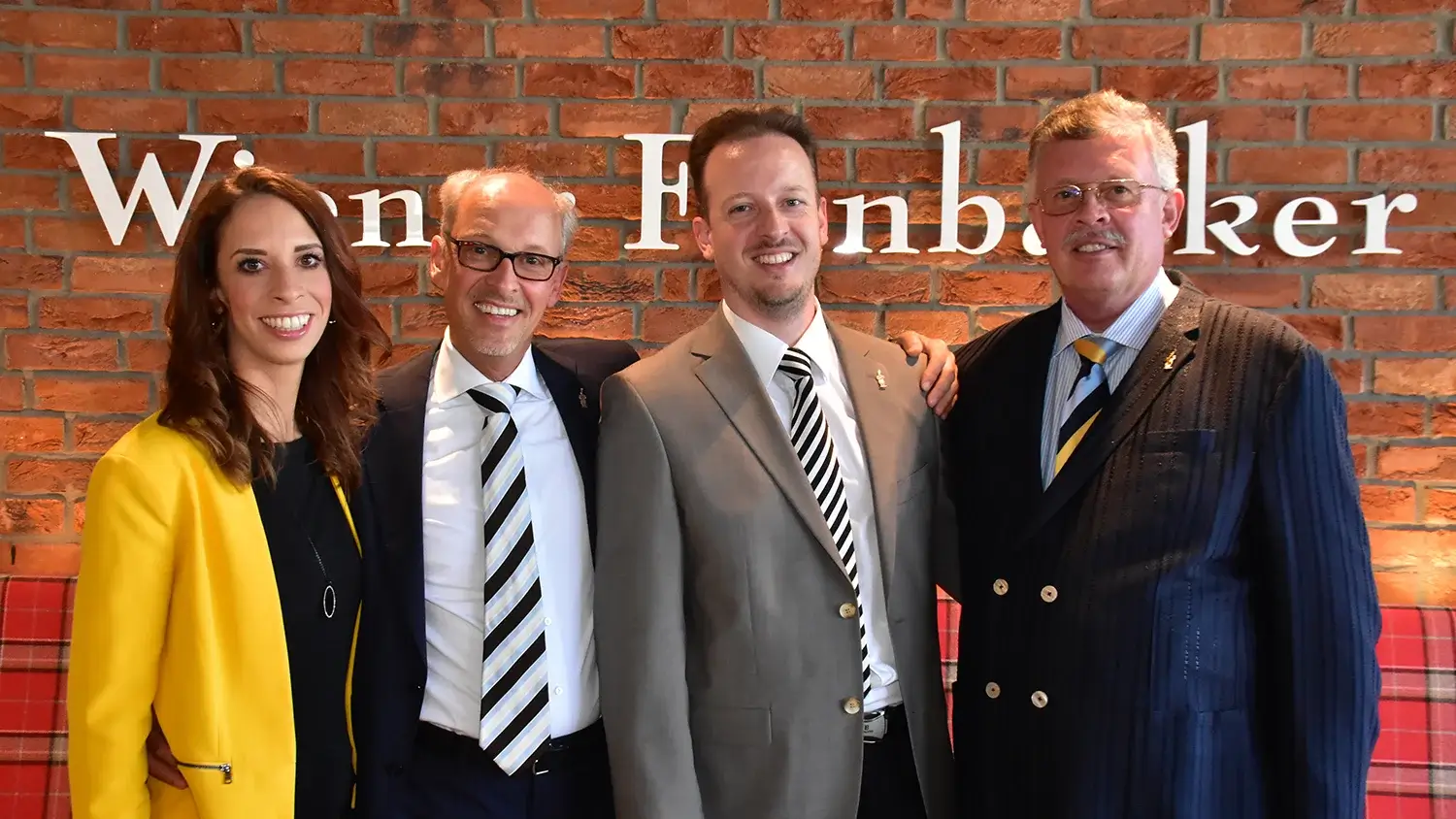 Heberer Familienfoto der 4. und 5. Generation